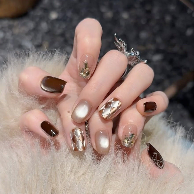 Bronzed Pearl Gallery press-on nail style