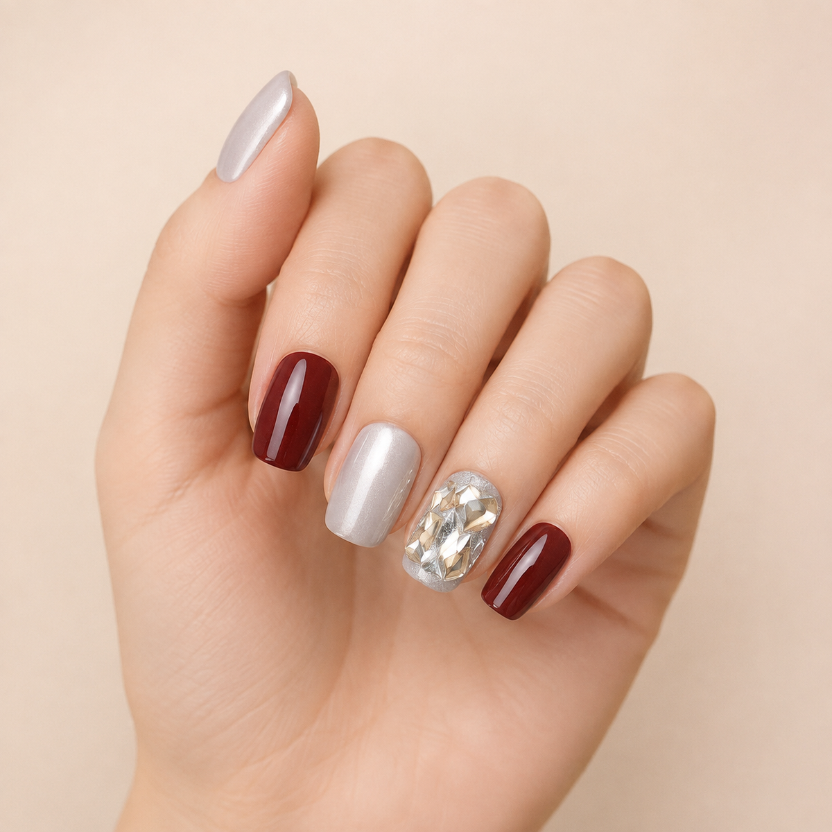 Wine Silver Line press-on nail style
